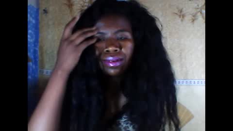 Snapshot of melanih chatting on 02/12/25, 05:15 melanih online show from 02/12/25, 05:15