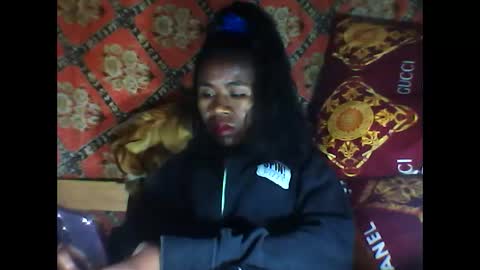 Snapshot of melanih chatting on 09/24/25, 06:50 melanih online show from 09/24/25, 06:50