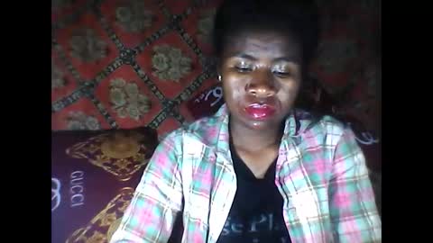 Snapshot of melanih chatting on 10/21/25, 05:46 melanih online show from 10/21/25, 05:46