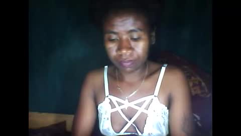 melanih online show from 04/15/26, 07:26