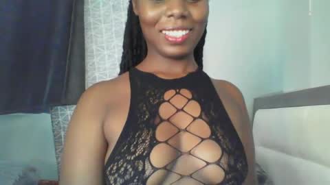Snapshot of melanin_sassy96 chatting on 12/07/24, 09:06 bad lil shawry online show from 12/07/24, 09:06