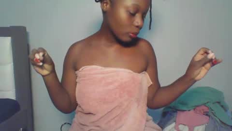 Snapshot of melanin_sassy96 chatting on 01/12/25, 09:40 bad lil shawry online show from 01/12/25, 09:40
