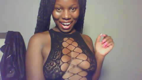 Snapshot of melanin_sassy96 chatting on 01/29/25, 04:30 bad lil shawry online show from 01/29/25, 04:30
