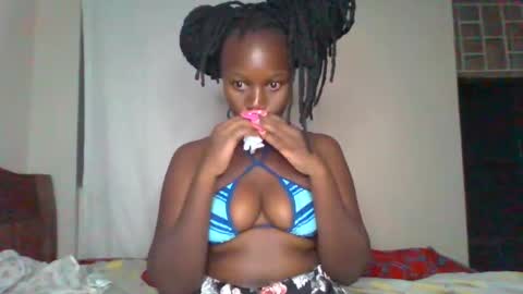 Snapshot of melanin_sassy96 chatting on 02/12/25, 07:45 bad lil shawry online show from 02/12/25, 07:45