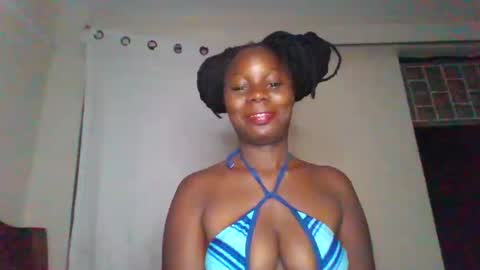 Snapshot of melanin_sassy96 chatting on 02/13/25, 01:40 bad lil shawry online show from 02/13/25, 01:40