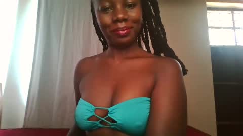 Snapshot of melanin_sassy96 chatting on 03/11/25, 07:26 bad lil shawry online show from 03/11/25, 07:26