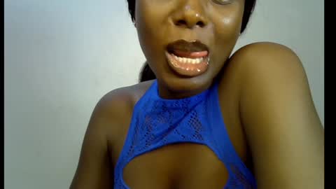 Snapshot of melanine_floral chatting on 02/08/25, 04:57 Praiz online show from 02/08/25, 04:57