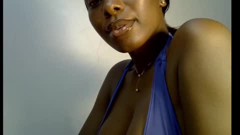 Snapshot of melanine_floral chatting on 02/15/25, 09:37 Praiz online show from 02/15/25, 09:37