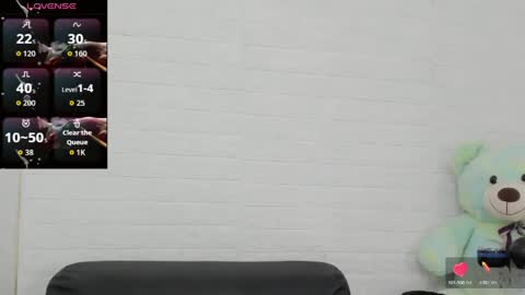 Snapshot of melannie_roses chatting on 05/13/26, 03:09 melannie roses online show from 05/13/26, 03:09