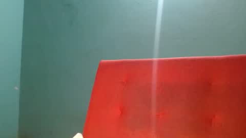 Snapshot of melany_1002 chatting on 11/15/25, 08:44 melany online show from 11/15/25, 08:44