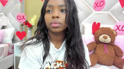 Snapshot of melany_ebonyy chatting on 02/13/25, 11:28 Melanie online show from 02/13/25, 11:28