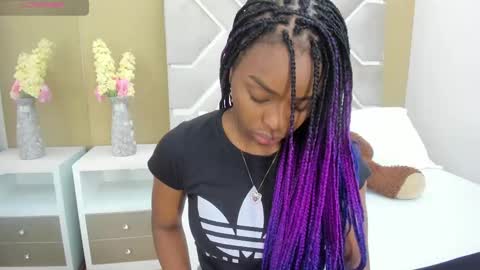 Snapshot of melany_ebonyy chatting on 02/27/25, 11:31 Melanie online show from 02/27/25, 11:31