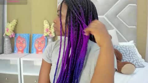 Snapshot of melany_ebonyy chatting on 03/08/25, 05:33 Melanie online show from 03/08/25, 05:33