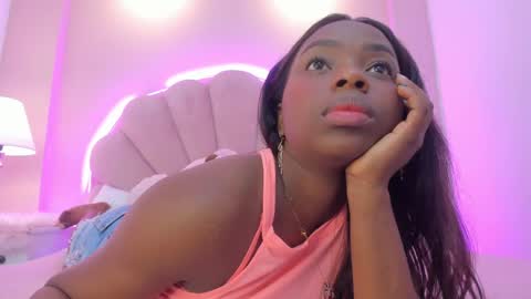 Snapshot of melany_ebonyy chatting on 09/25/25, 04:05 Melanie online show from 09/25/25, 04:05