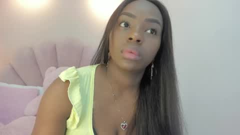 Snapshot of melany_ebonyy chatting on 11/16/25, 03:34 Melanie online show from 11/16/25, 03:34