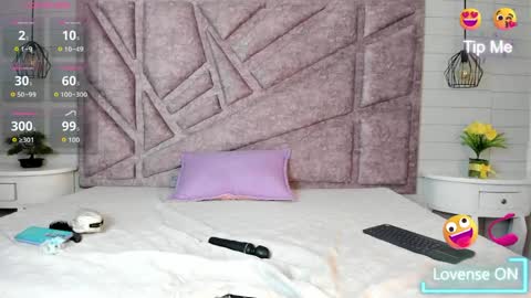 Snapshot of melany_heaven chatting on 04/17/26, 09:18 melany_heaven online show from 04/17/26, 09:18