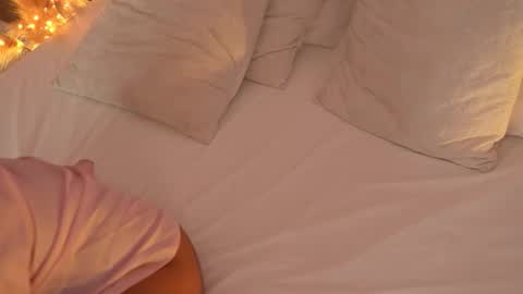 Mellanya online show from 03/28/26, 07:19