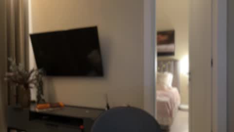 Adel online show from 03/09/26, 07:40