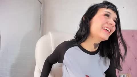 Snapshot of melanyharris chatting on 03/08/25, 03:45 MELANYHARRIS online show from 03/08/25, 03:45