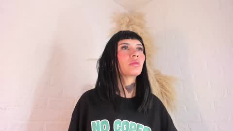 Snapshot of melanyharris chatting on 03/10/25, 02:16 MELANYHARRIS online show from 03/10/25, 02:16