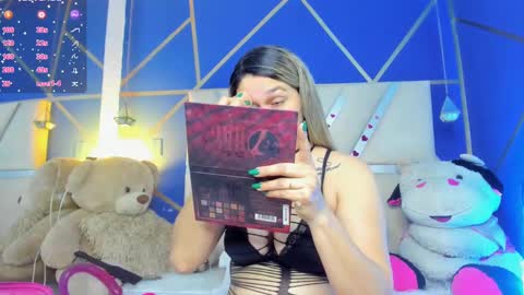 Snapshot of melanyvega_ chatting on 03/07/25, 12:01 Melany online show from 03/07/25, 12:01