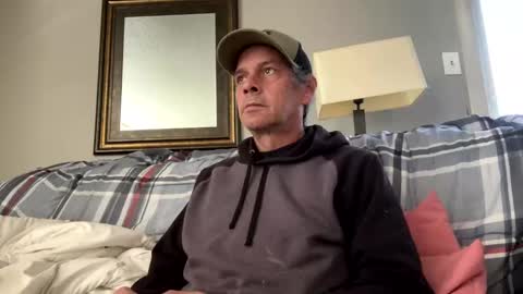 Tan lines online show from 11/17/25, 06:46