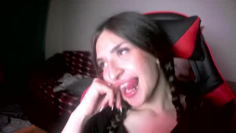 melena_caramel online show from 05/30/26, 07:33