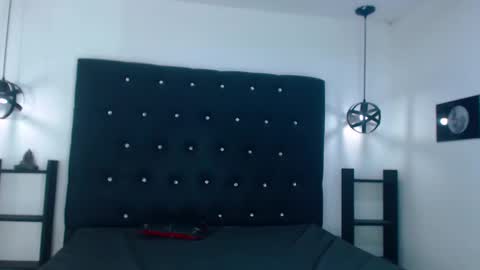 meli_blad online show from 02/21/25, 12:16