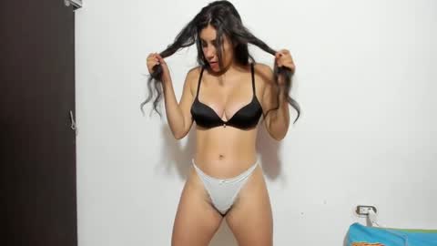 Meli Mejia online show from 03/05/25, 01:52