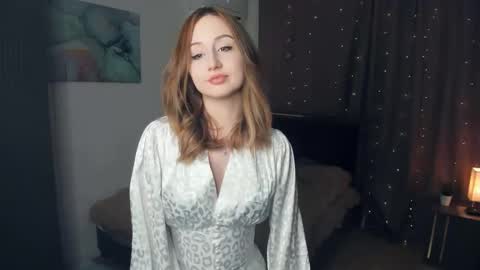 Melina online show from 11/24/25, 08:47