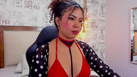 Snapshot of melinamartins chatting on 01/23/25, 07:40 M E L I N A online show from 01/23/25, 07:40