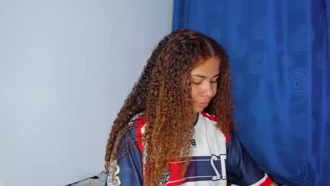 Snapshot of melinamartins chatting on 03/07/26, 09:12 M E L I N A online show from 03/07/26, 09:12