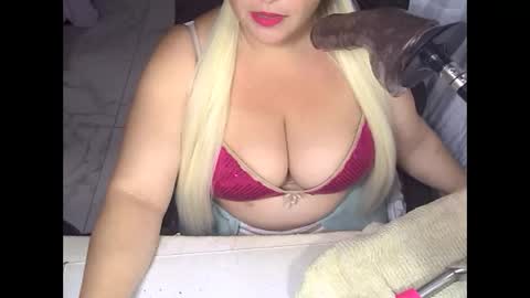 alissaalissa0818 online show from 04/23/26, 01:51