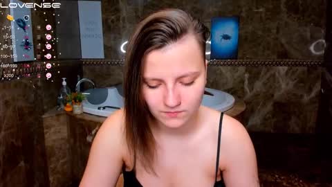 Melinda online show from 11/22/25, 12:31