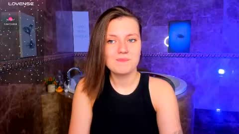 Snapshot of melindat chatting on 06/21/26, 01:08 Melinda online show from 06/21/26, 01:08
