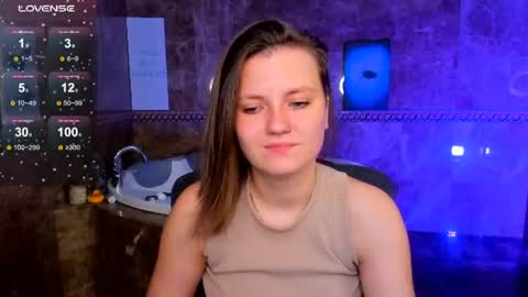 Snapshot of melindat chatting on 06/25/26, 01:49 Melinda online show from 06/25/26, 01:49