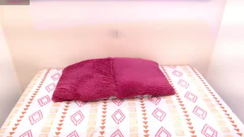Snapshot of melisa_torrez chatting on 06/11/26, 11:52 melisa online show from 06/11/26, 11:52