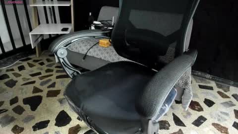 Snapshot of melisabostton_ chatting on 10/27/25, 01:59 Melissa online show from 10/27/25, 01:59