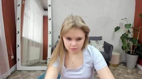 Sophia online show from 11/29/25, 09:12