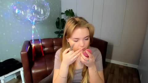 Sophia online show from 02/10/26, 06:28