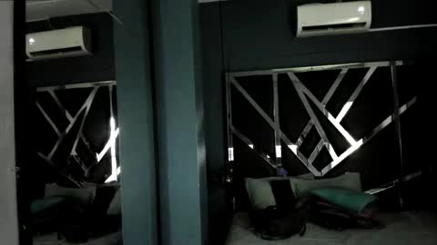 melissa_23_ online show from 04/15/26, 11:39