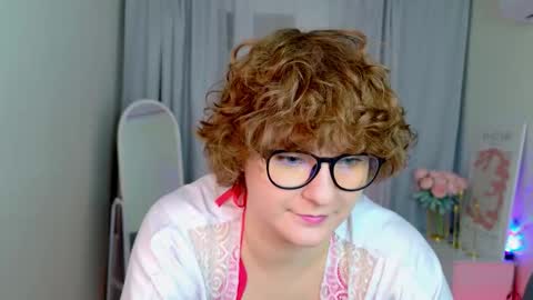 Snapshot of melissa___moore chatting on 12/03/25, 05:59 Melissa online show from 12/03/25, 05:59