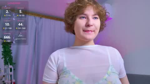 Snapshot of melissa___moore chatting on 12/20/25, 05:58 Melissa online show from 12/20/25, 05:58