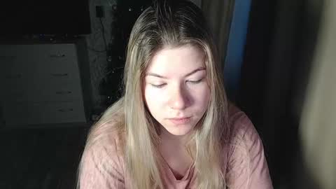 Melissa  Ray online show from 12/24/24, 03:16