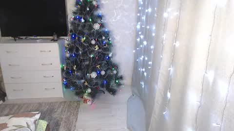 Melissa  Ray online show from 01/16/25, 05:23