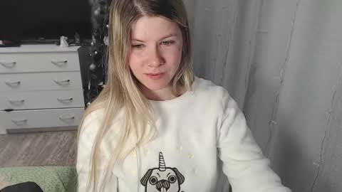 Melissa  Ray online show from 01/24/25, 08:22