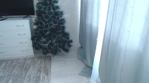 Melissa  Ray online show from 01/27/25, 06:41