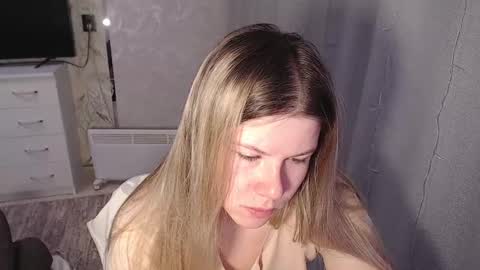 Melissa  Ray online show from 01/28/25, 02:32