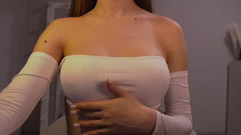 WE ARE NOT LESBIAN WE ARE NOT KISSING Alisa right  Katty left.  Free action requestsBAN  .     start online show from 02/08/25, 07:27