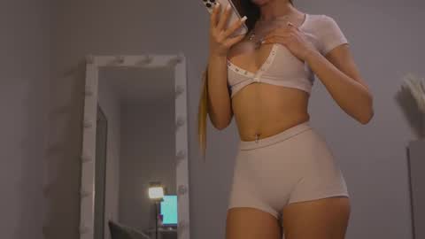 WE ARE NOT LESBIAN WE ARE NOT KISSING Alisa right  Katty left.  Free action requestsBAN  .     start online show from 02/14/25, 04:52